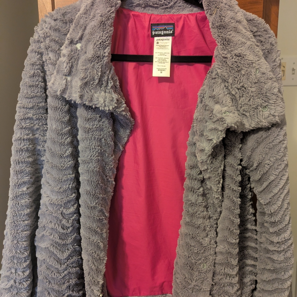 Patagonia Women's Gray Fleece Jacket